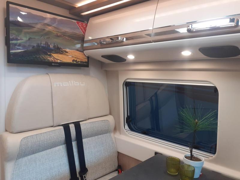 First Class Two Room 640 LERB