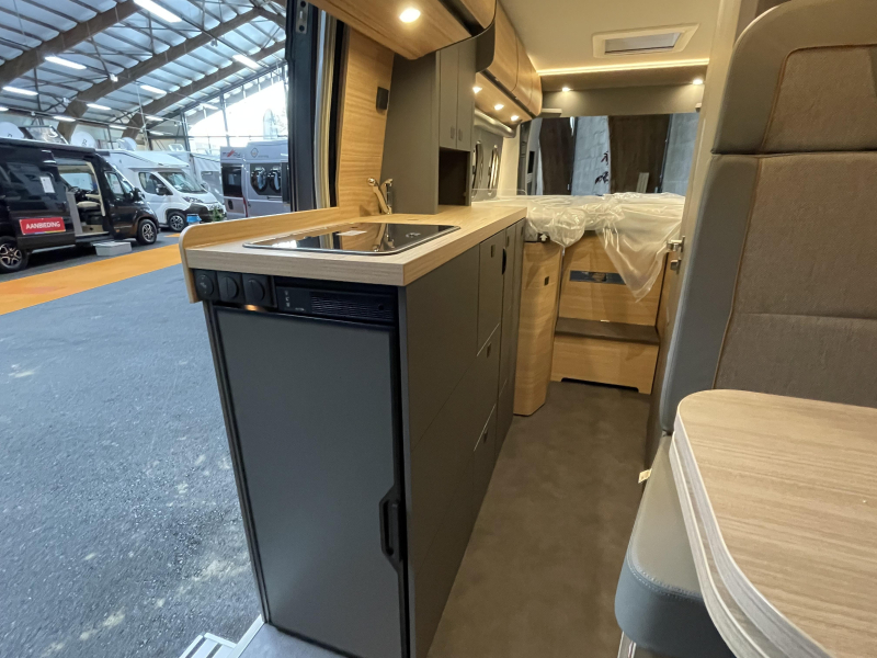 First Class Two Room 640 LERB