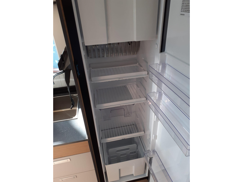 Coral Axess 600 SL