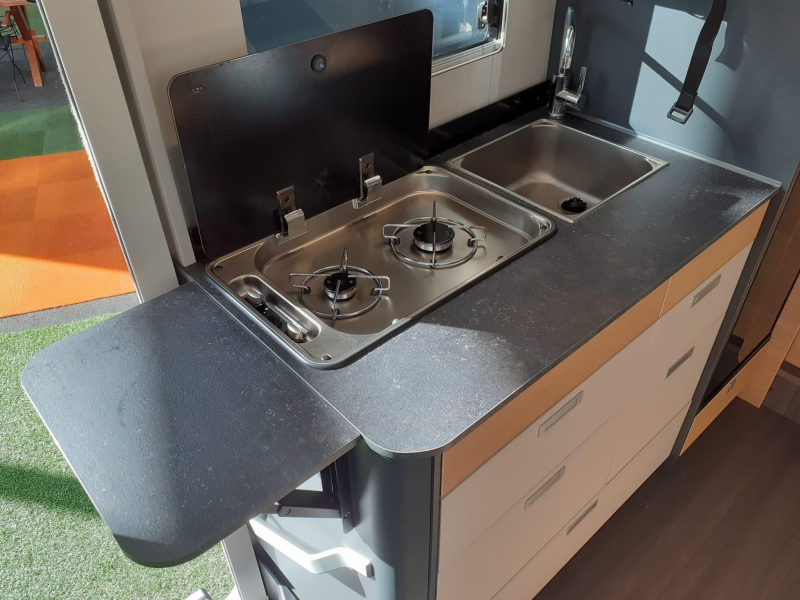 Coral Axess 600 SL