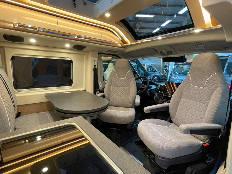 First Class Two Room 640 LERB