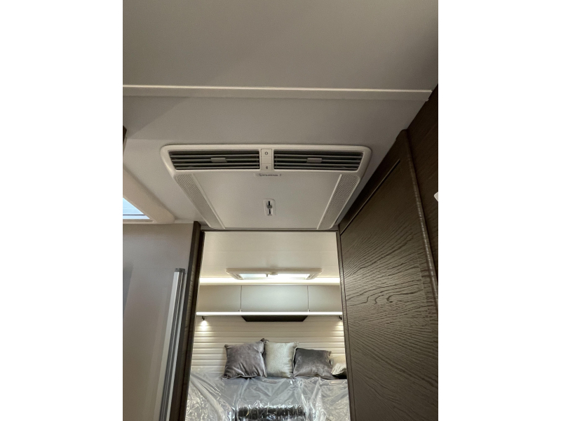 Coral Supreme 670 DL