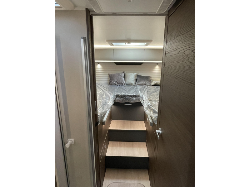 Coral Supreme 670 DL