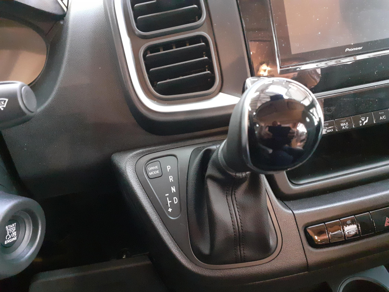 Van Compact 600 LE